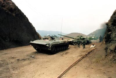 Qarabağ müharibəsində Ermənistana silah, pul göndərən Məhərrəmov kimdir? - ŞOK/VİDEO 21 Qarabağ müharibəsində Ermənistana silah, pul göndərən Məhərrəmov kimdir? - ŞOK/VİDEO