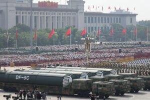 İlk dəfə: Dünyanın gözü önündə meydan oxudu - "Bu ordu ilə döyüşə bilməzsiniz!"