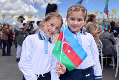 Kəlbəcərdə bal festivalı... - VİDEO