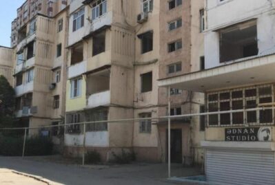 Bu bina görənləri dəhşətə gətirdi – hər an çökə bilər: FHN niyə susur?