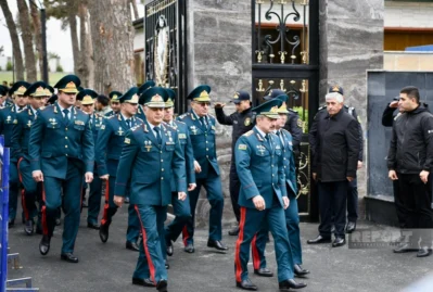 Dövlət rəsmiləri Hərbi Memorial Məzarlıqda... - FOTOLAR
