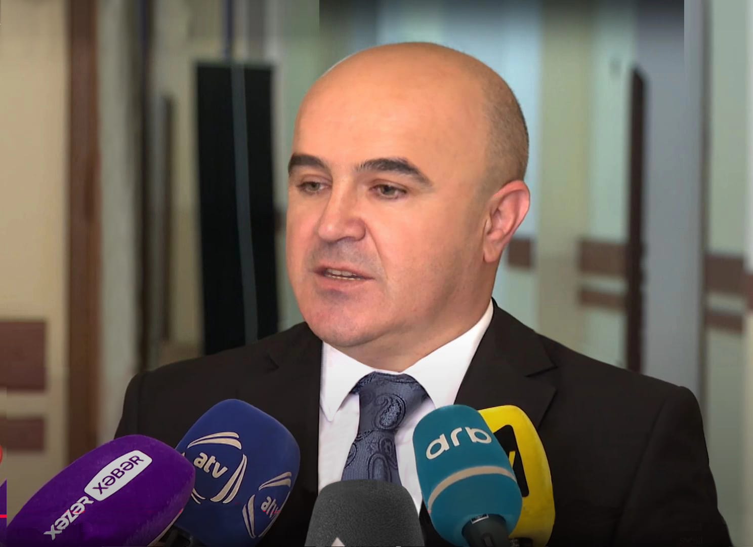 Parlamentdə mühüm müzakirələrin reallığı - Əhali nəyi bilməlidir?