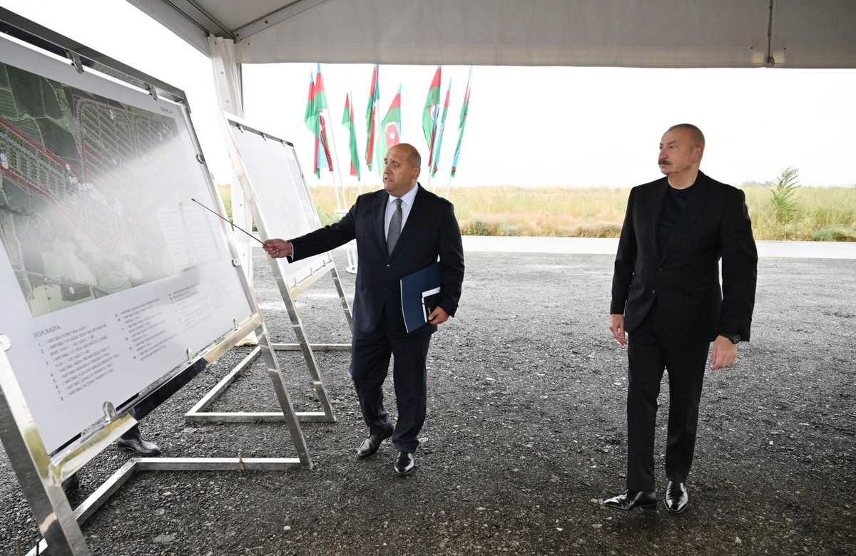 Prezident Füzulidə bu kəndin təməlini qoydu - FOTOLAR