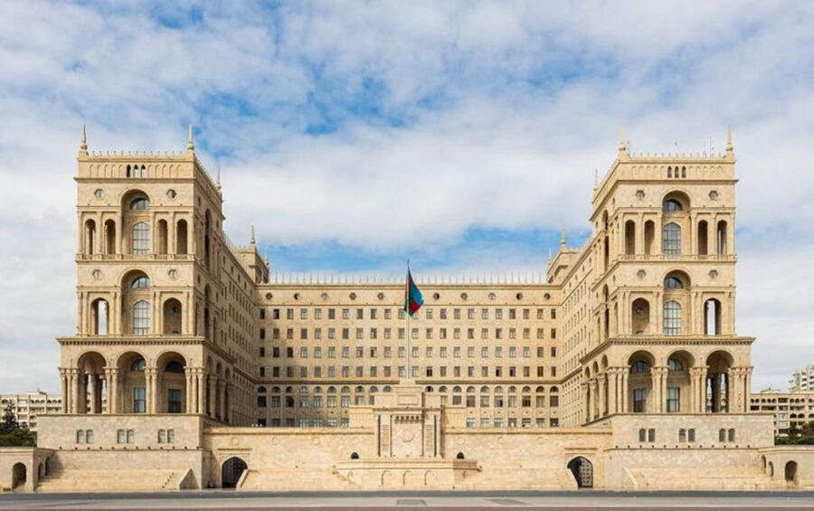 Mədəniyyət Nazirliyi ilə bağlı qalmaqal böyüyür – Xoşagəlməz “mənzər”ə aranı qatdı