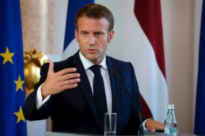 Makron Putinə səsləndi - Kremldən dərhal cavab gəldi