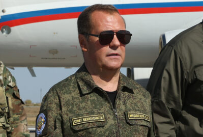 Medvedev söz verdi: "Hamısını ifşa edəcəyəm!"