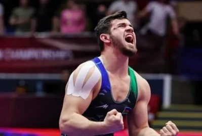 Güləşçimiz erməni olimpiya çempionunu məğlub etdi