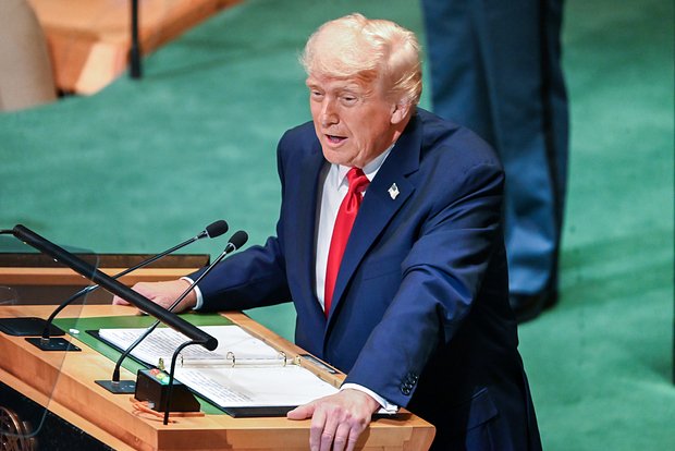 Tramp Qəzza müzakirəsi üçün liderlərlə görüşdü