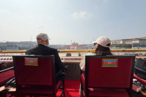 Prezidentlə xanımının paraddan maraqlı görüntüləri... - VİDEO