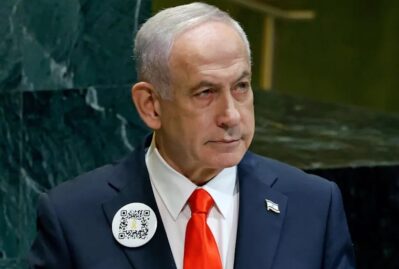 Netanyahunun yaxasındakı QR kodu oxudanlar şok oldu - Görün nə imiş