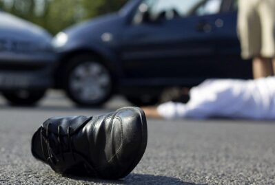 Yolu keçən kişini maşın vuraraq öldürdü