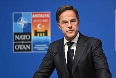 “Putini danışıqlar masasına oturtmağın yeganə yolu..." - Rutte