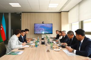 “CRCT Qazaxıstan”ın nümayəndələri Bakı Limanında - FOTOLAR