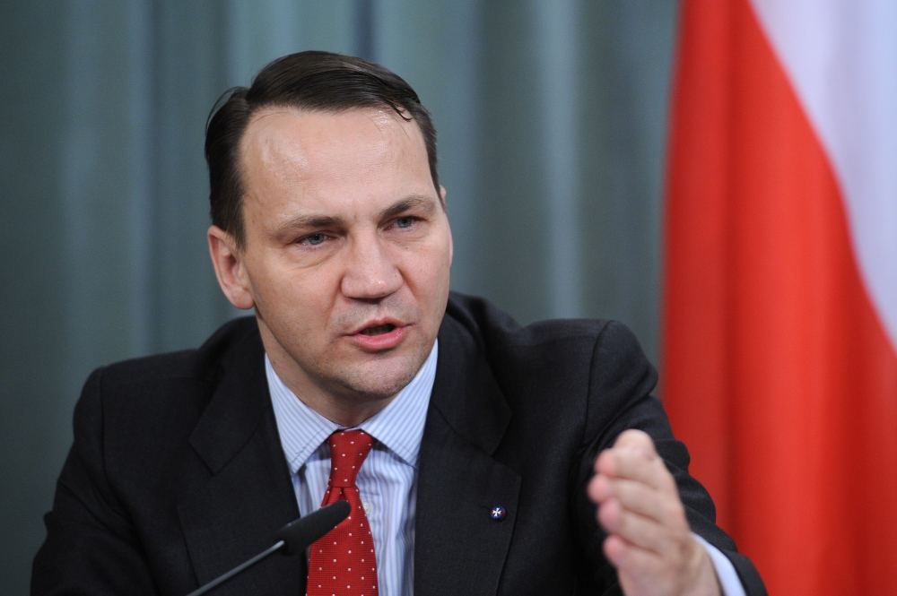 radoslawas sikorskis 4f6afca592eb4 1