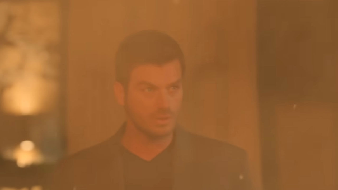Kıvançın bu görüntüləri tənqid edildi: ardınca işçisini qovdu 3 s
