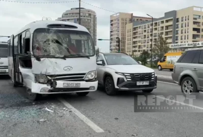 Sumqayıtda avtobuslar toqquşdu: yaralılar var - FOTOLAR