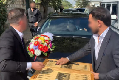 Gəlin maşınının qarşısını kəsən bəyin dostları həbs edildi