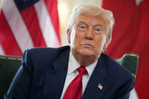 Tramp məşhur qəzeti hədəf aldı: 15 milyard dollar istəyir