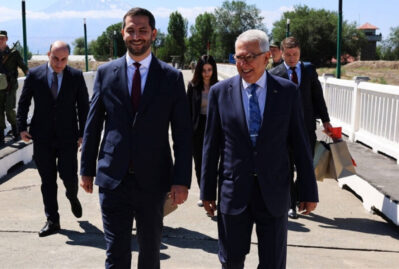 turkiye ermenistan temsilcileri kilic ve rubinyan sinirda bulustu