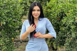 Vəfa Şərifovanı söyən qadın cəzalandırıldı: Gündə 4 saat… 4 Vəfa Şərifovanı söyən qadın cəzalandırıldı: Gündə 4 saat…