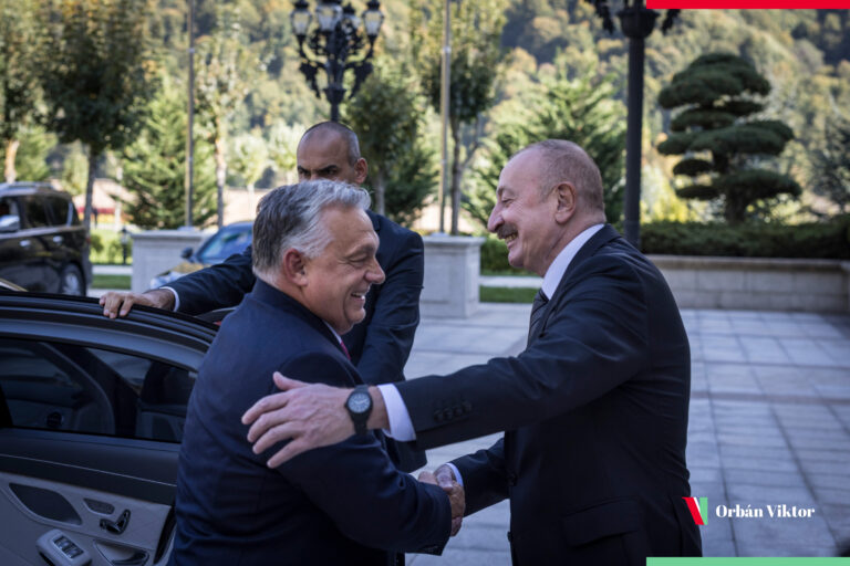"Dostu görmək xoşdur" – Orban İlham Əliyevlə bağlı paylaşım etdi