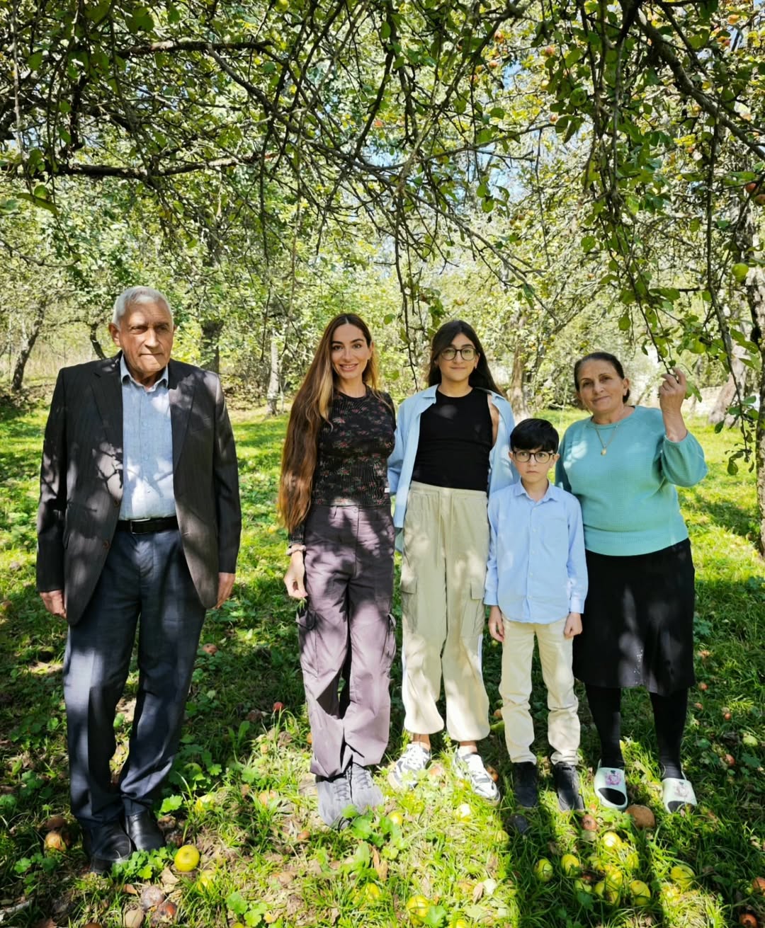 Arzu Əliyeva bu ailənin qonağı oldu – FOTOLAR