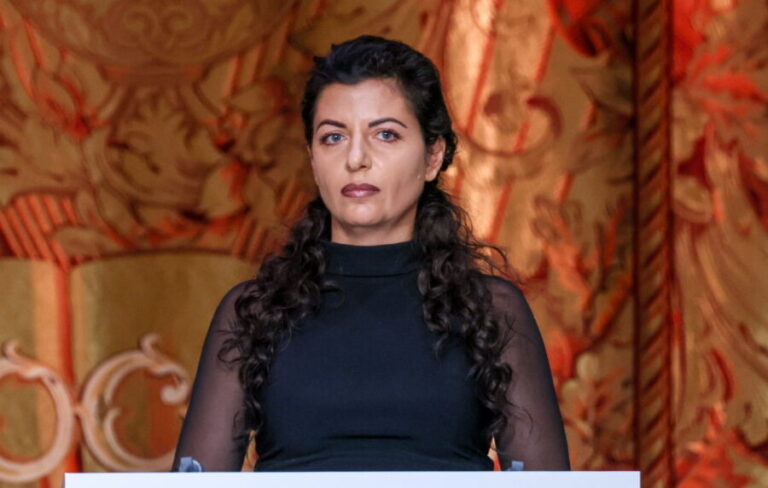 Simonyan baş əydi, Putinə təşəkkür etdi