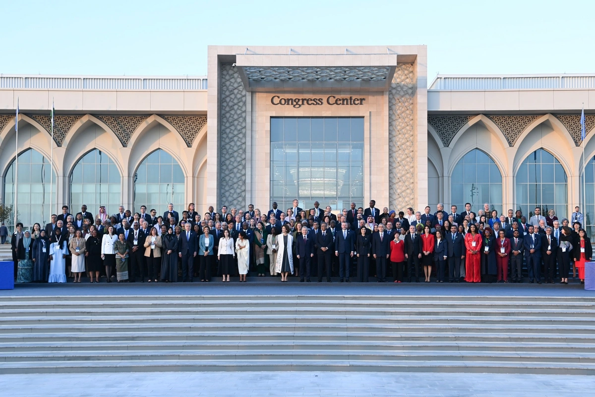 Ceyhun Bayramov YUNESKO Baş Konfransının 43-cü sessiyasının açılış mərasimində iştirak edir – FOTOLAR