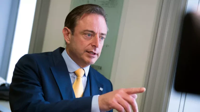 “Mən pis oğlanam?” – Vever iddialara belə cavab verdi