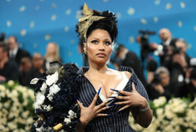 Məşhur reper ərinə görə ölkəsindən qovula bilər