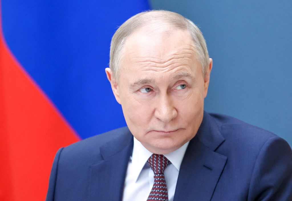 2025 05 13T151431Z 1675301138 RC22HEAPY9HE RTRMADP 3 RUSSIA PUTIN BUSINESS 1024x703 1