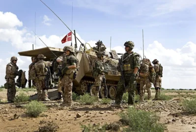 Tramp bu ölkəni işğalla hədələdi: Regionda hazırlıq başladı