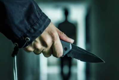 Şirvanda bacı və qardaş bıçaqlanıb