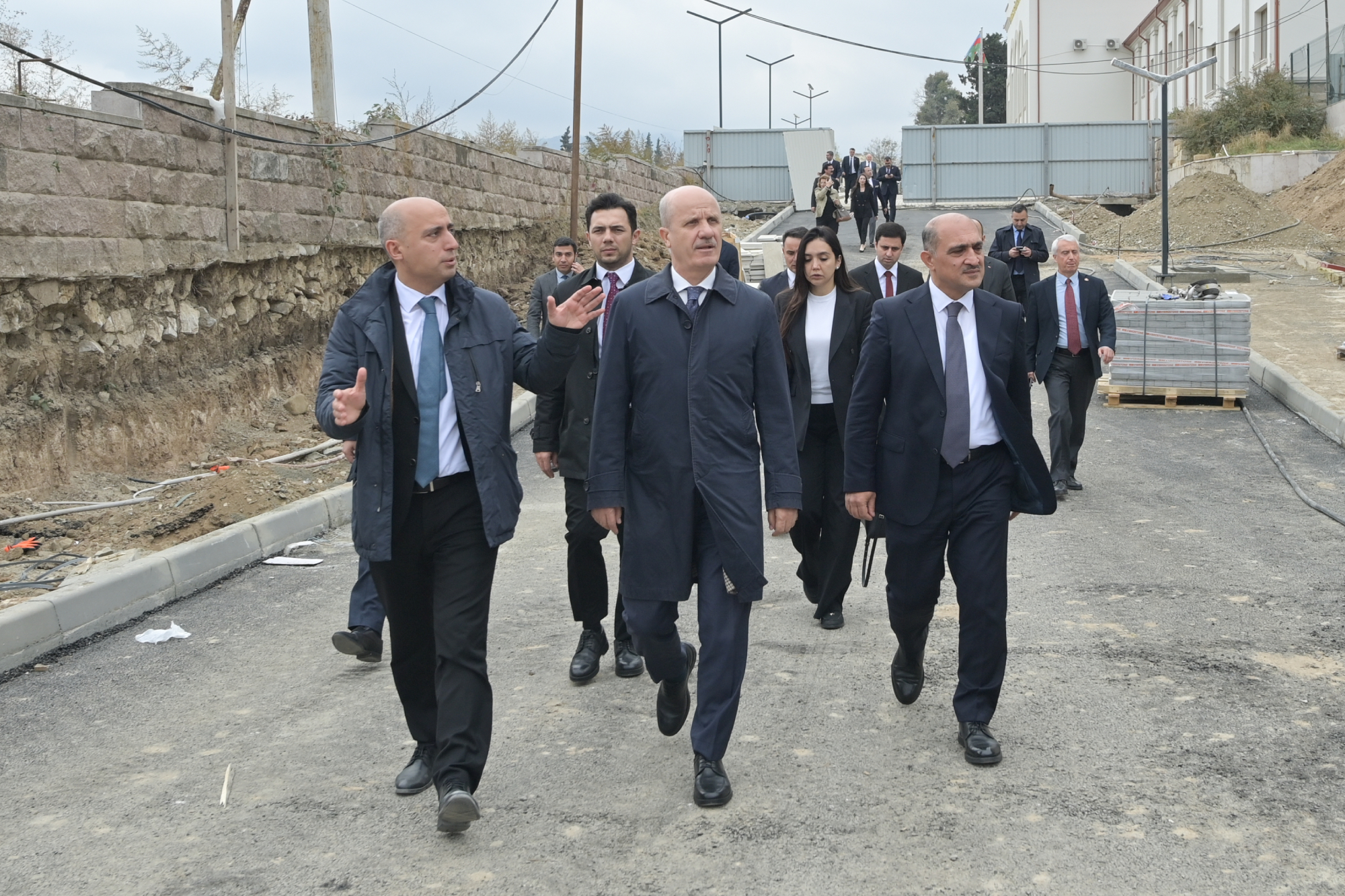 Erol Özvar Qarabağ Universitetini ziyarət edib – FOTOLAR