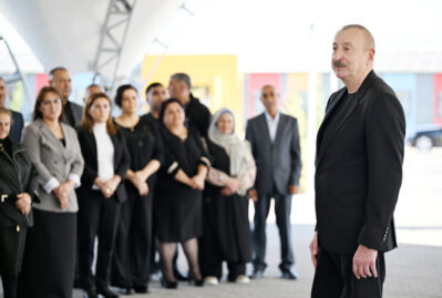 Prezident Məmmədbəyli və Ağalı kəndlərinin sakinlərinə mənzillərin açarlarını təqdim etdi – FOTOLAR