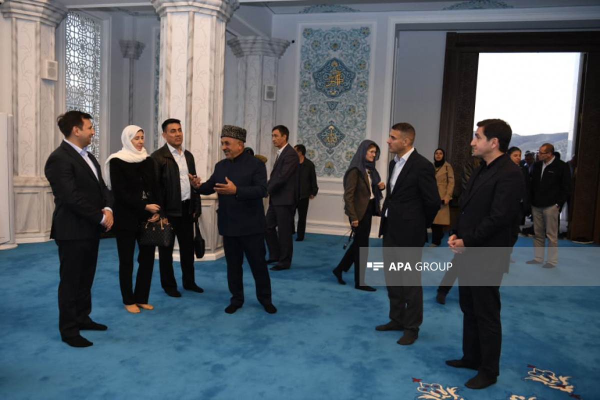 Diplomatik korpusun üzvləri Zəngilan şəhər məscidində olublar