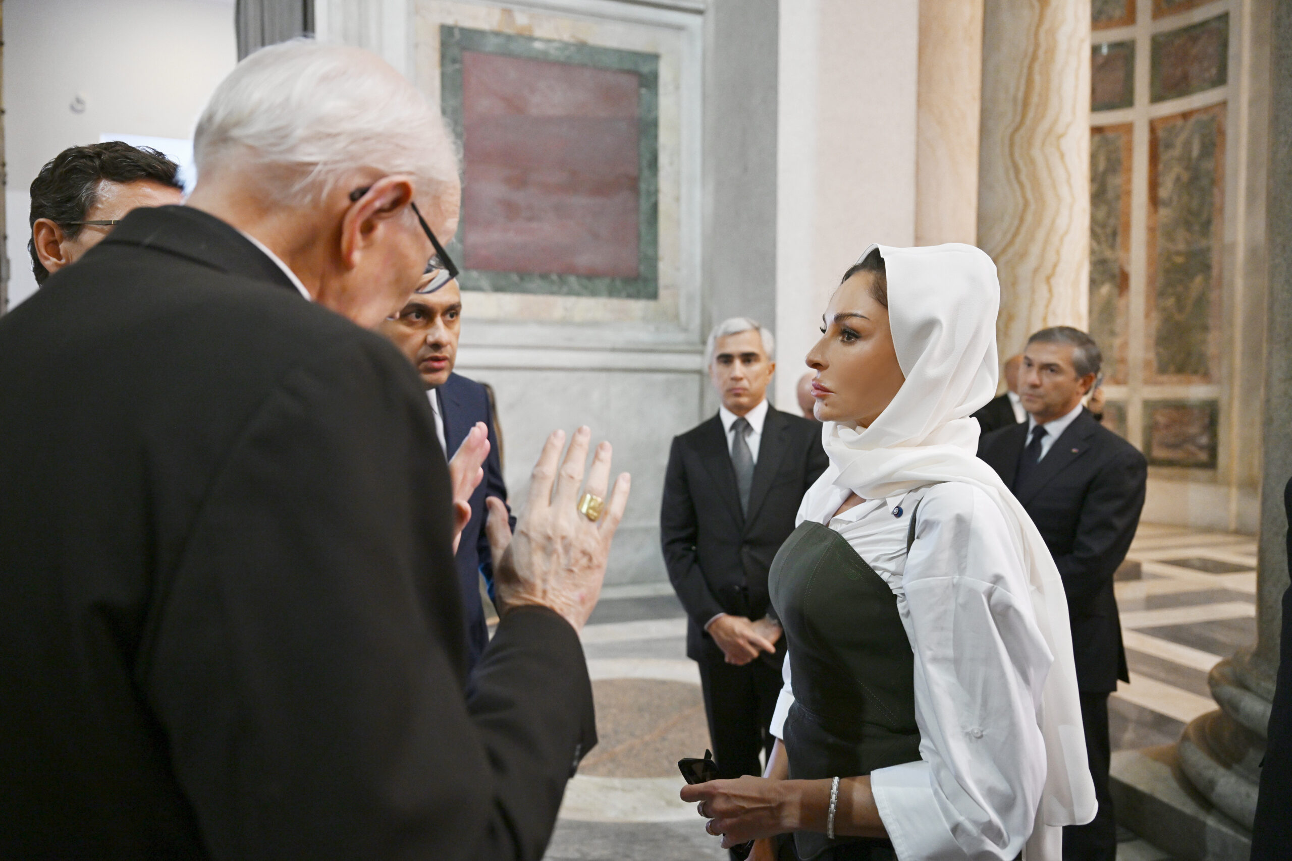 Mehriban Əliyeva Müqəddəs Pavel Bazilikasında bərpa işləri ilə tanış olub – FOTOLAR