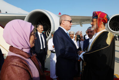 Ərdoğana Omana getdi