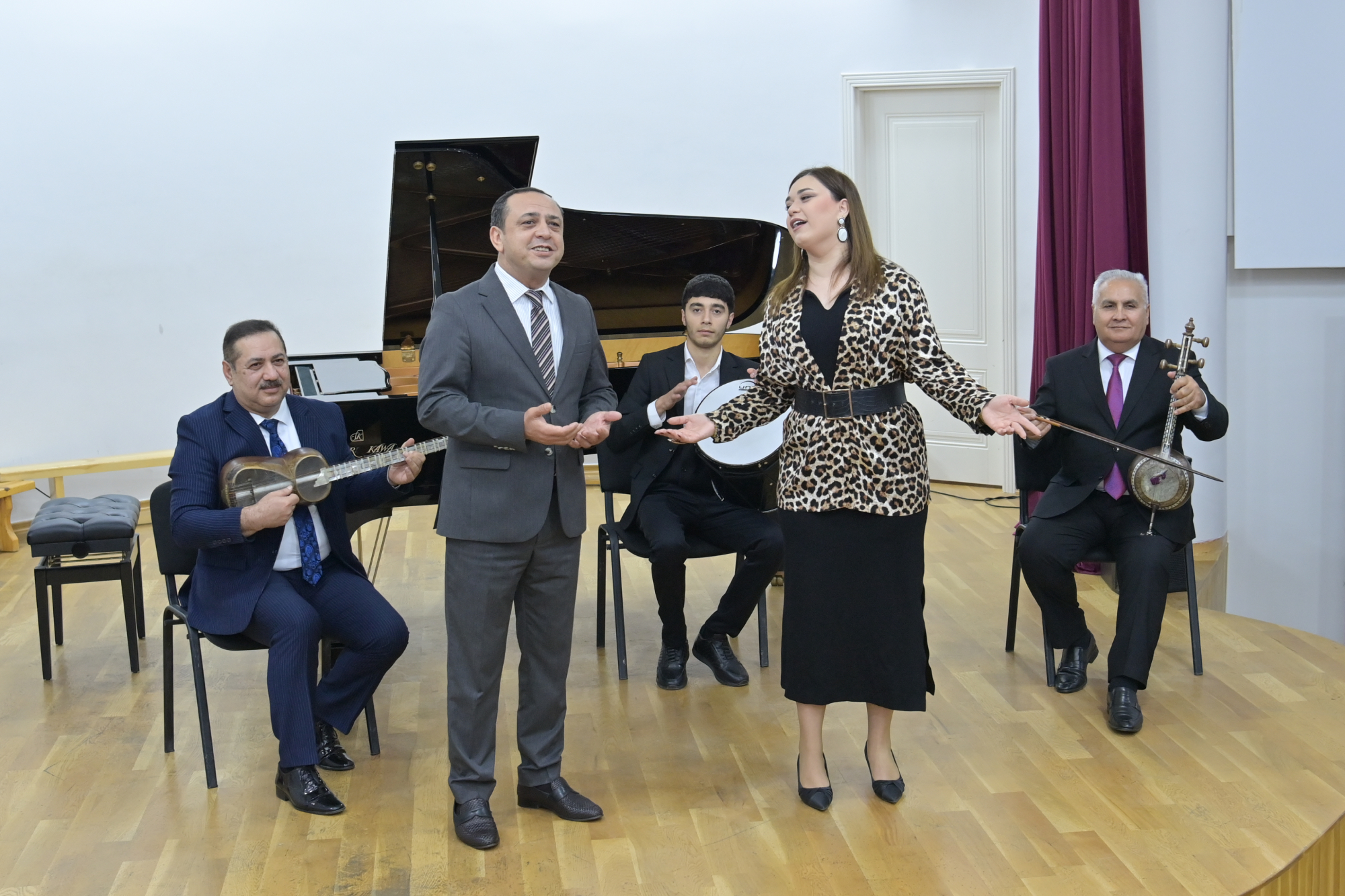 Erol Özvar Qarabağ Universitetini ziyarət edib – FOTOLAR