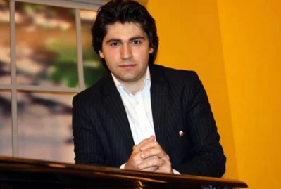 Agentliyin mətbuat katibi bu kanalda veriliş aparacaq 6 Agentliyin mətbuat katibi bu kanalda veriliş aparacaq