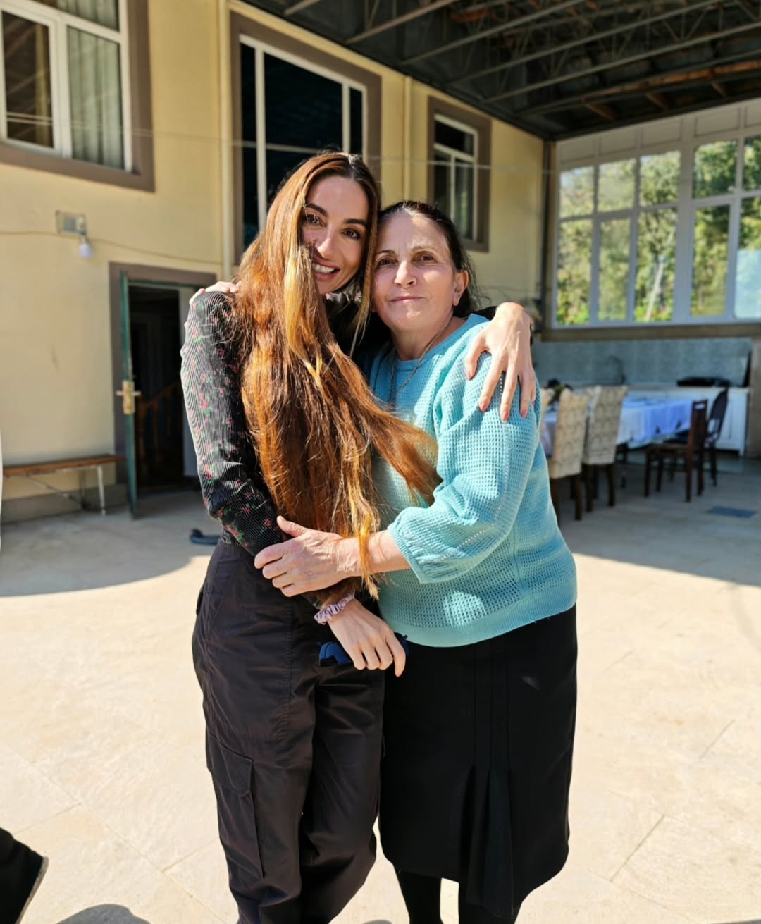 Arzu Əliyeva bu ailənin qonağı oldu – FOTOLAR