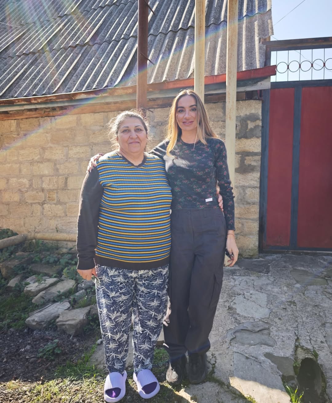 Arzu Əliyeva bu ailənin qonağı oldu – FOTOLAR