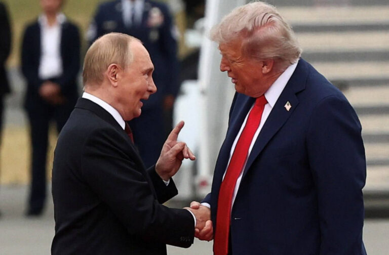 Trampdan Putinə tərs şillə: "Hazır deyilik"