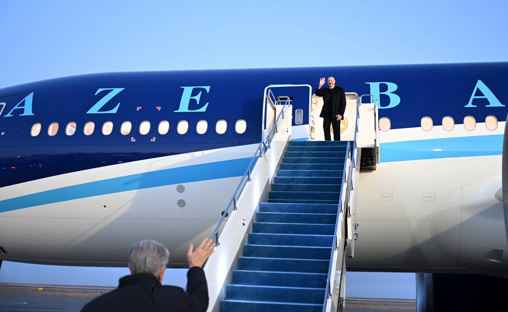 İlham Əliyevin Qazaxıstana dövlət səfəri başa çatıb – FOTOLAR