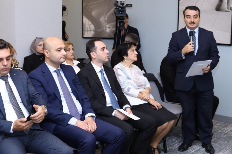 "Rusiya sanksiyalardan Ermənistan vasitəsilə yayınır" - FOTO