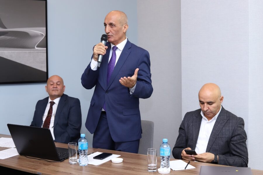 "Rusiya sanksiyalardan Ermənistan vasitəsilə yayınır" - FOTO