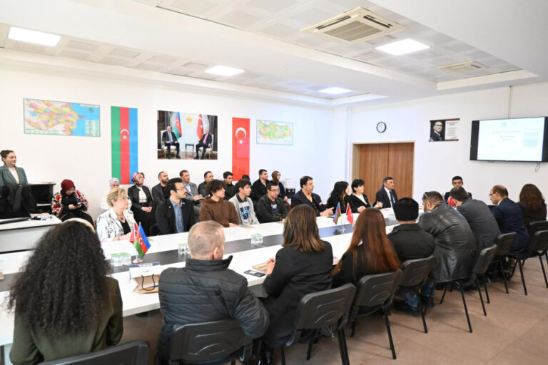 Türkiyədə "Qərbi Azərbaycan hekayələri" adlı kitabın təqdimatı keçirildi - FOTOLAR