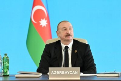 Prezidentin fotoqrafa jesti gündəm oldu – VİDEO