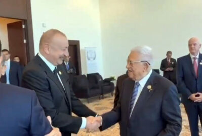 İlham Əliyev Mahmud Abbasla görüşdü - VİDEO