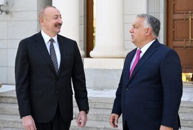 Orbanın Əliyevlə salamlaşma forması maraq doğurdu - VİDEO 34 Orbanın Əliyevlə salamlaşma forması maraq doğurdu - VİDEO